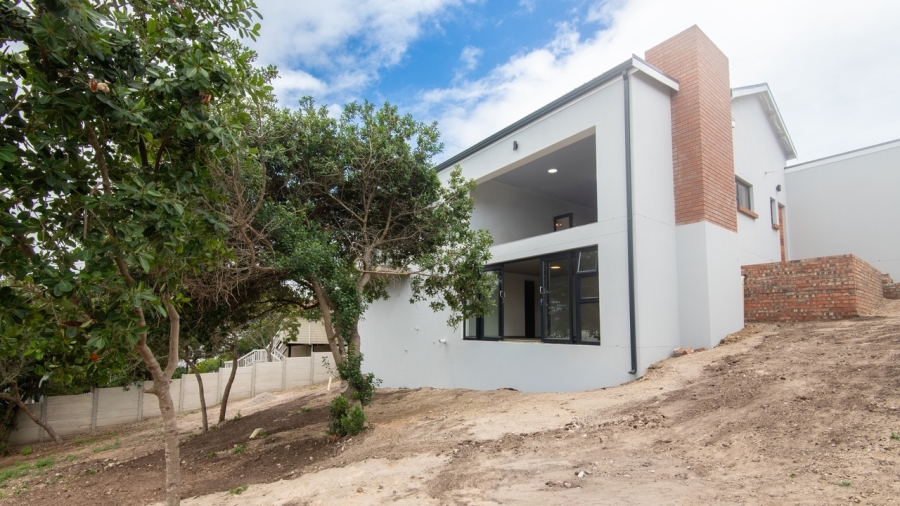 3 Bedroom Property for Sale in Bergsig Western Cape